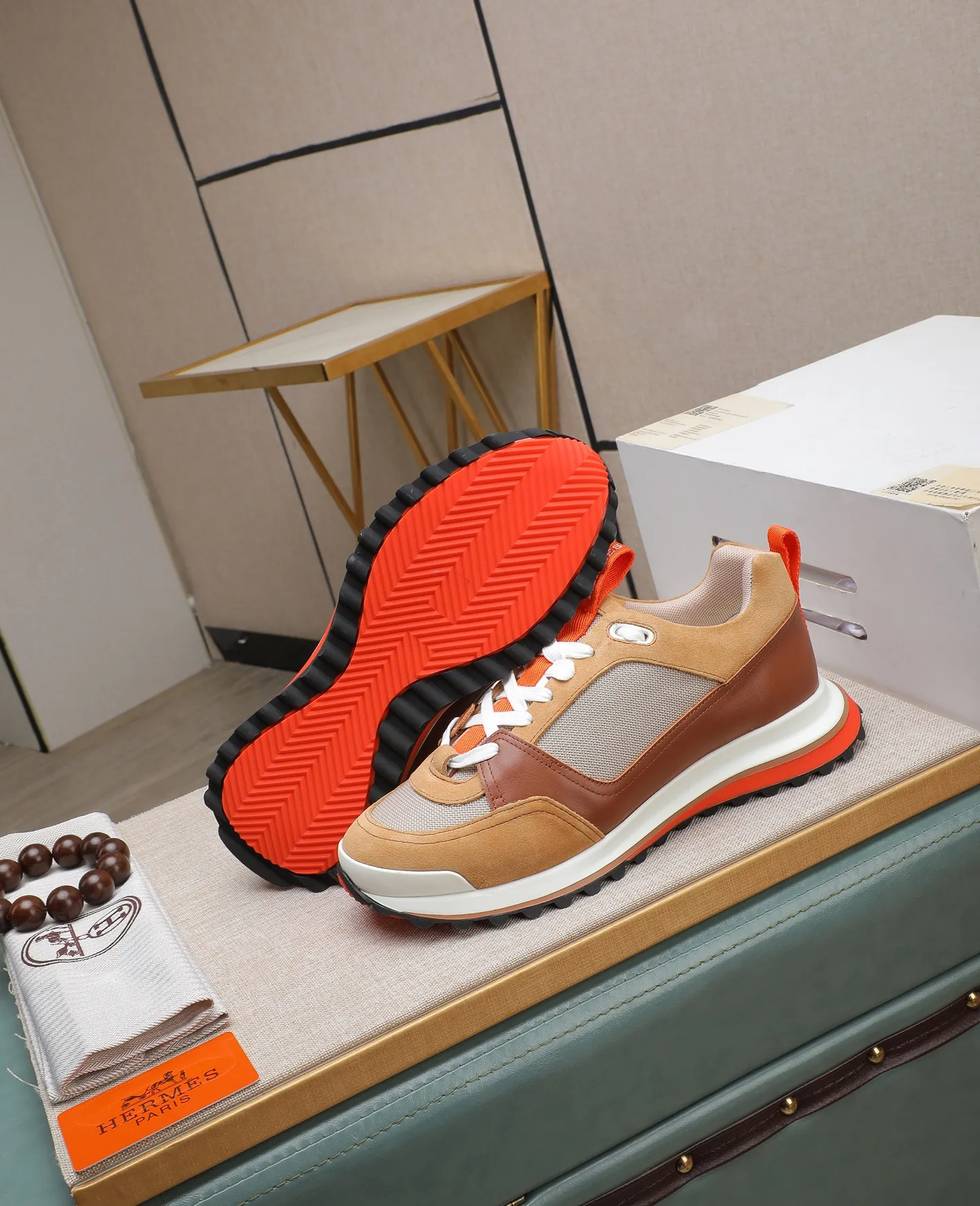 Men's shoes 💰760 Hermes🐴 25ss new autumn and winter products! Classic boot shape + British color matching design, imported calfskin, classic and durable! The original inverted mold last, the ultimate 1:1 shape, and the imported high-end cowhide presents a refined texture! Open the mold to customize the A-grade high-density private mold outsole with luxurious packaging! - Unique quality, 39-44 (38 45 46 customized)